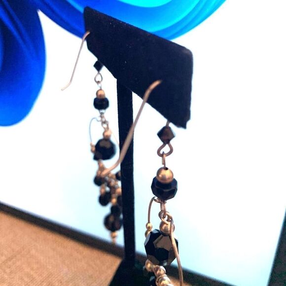 Delicate Black Crystal beaded Chandelier earrings, Mint, Unmarked - Picture 2 of 2